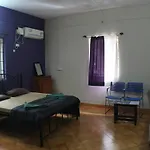 Oyo Stayout Holiday Apartment Calangute