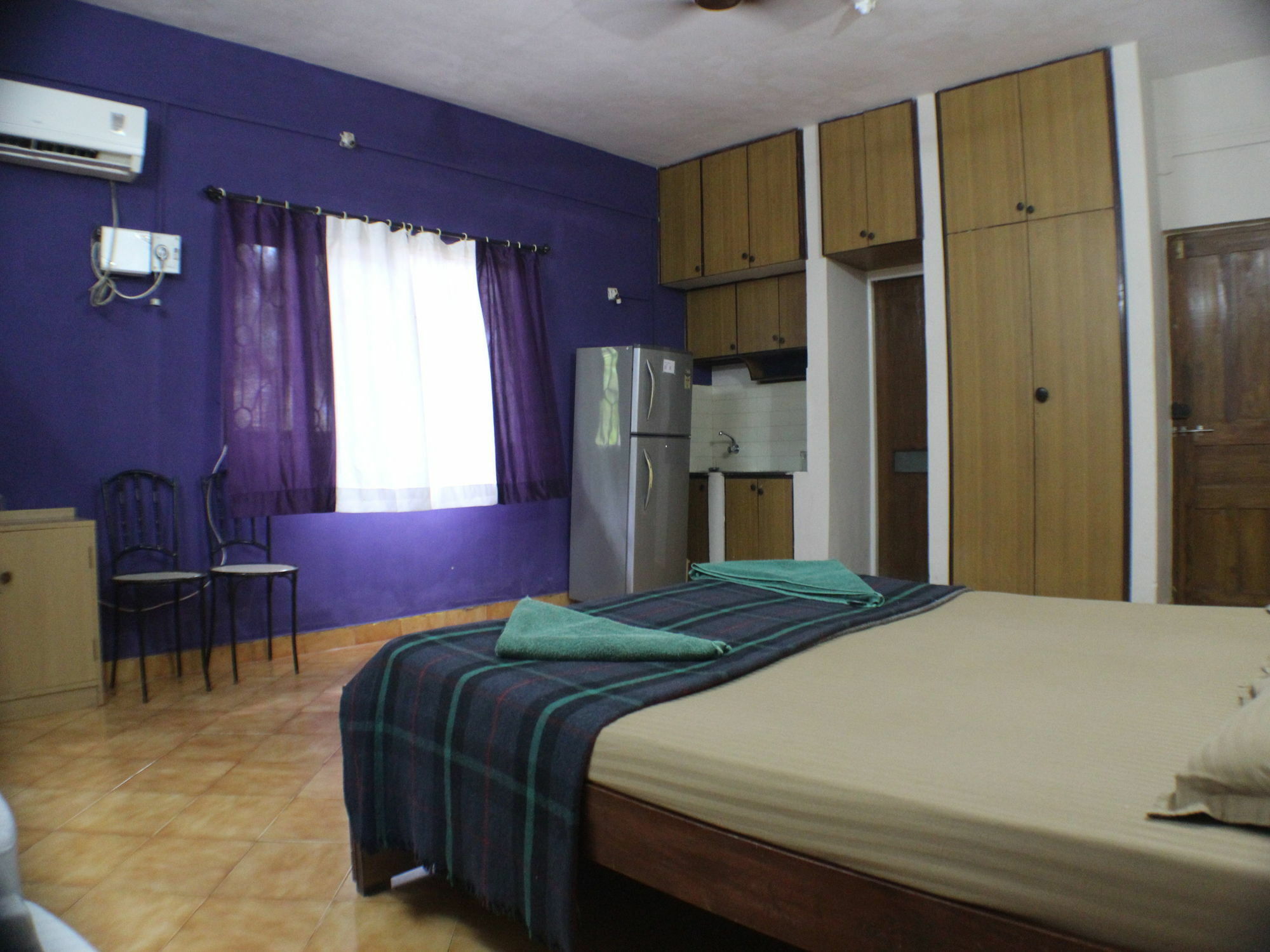 Oyo Stayout Hotel